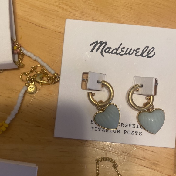Madewell earring bundle JEWELRY - Picture 5 of 9